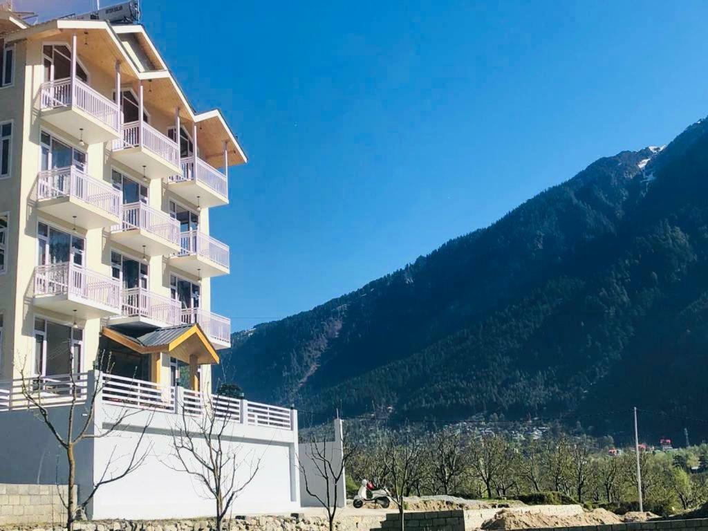 Pashmina Hotel Manāli Exterior foto
