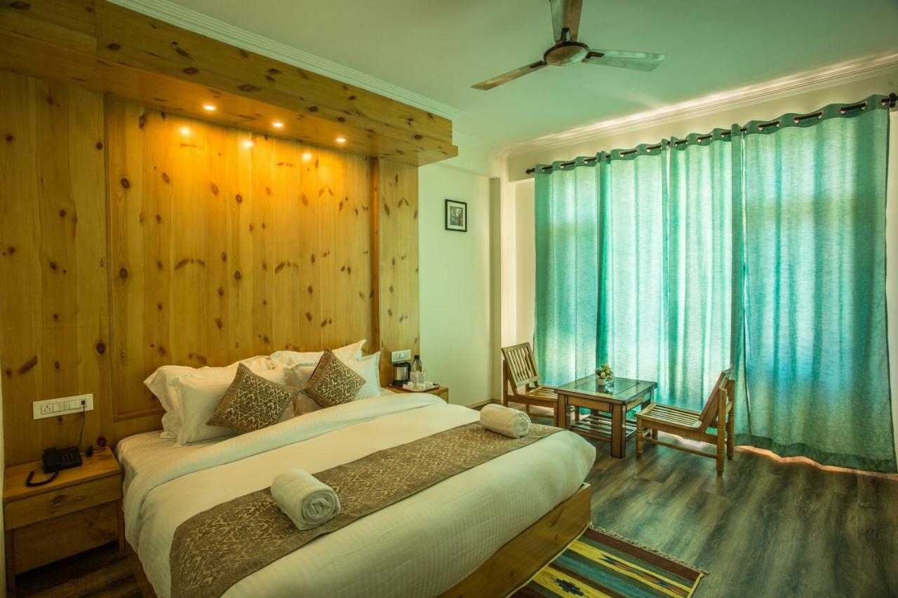 Pashmina Hotel Manāli Exterior foto